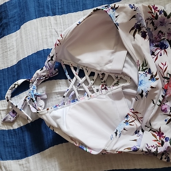 PINKBLUSH maternity Swim set, floral top navy bottom, Size Large, - Picture 6 of 11